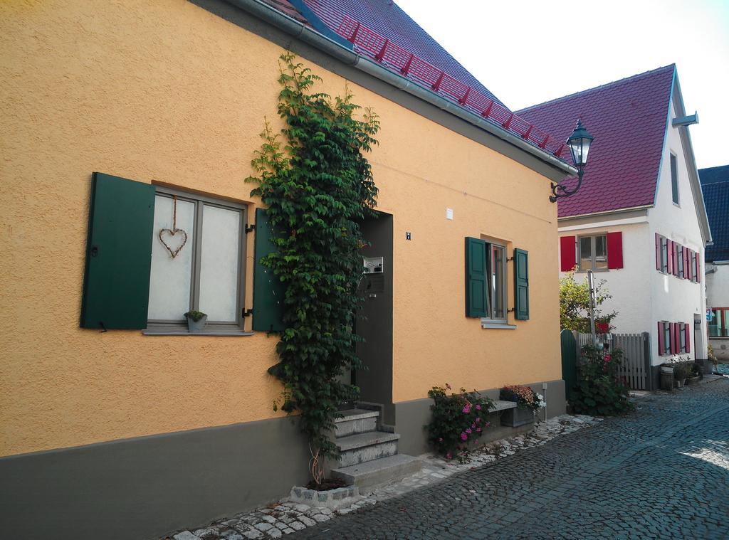 Grossvaters Haus - Oba'S Heisle Lejlighed Lauingen Eksteriør billede